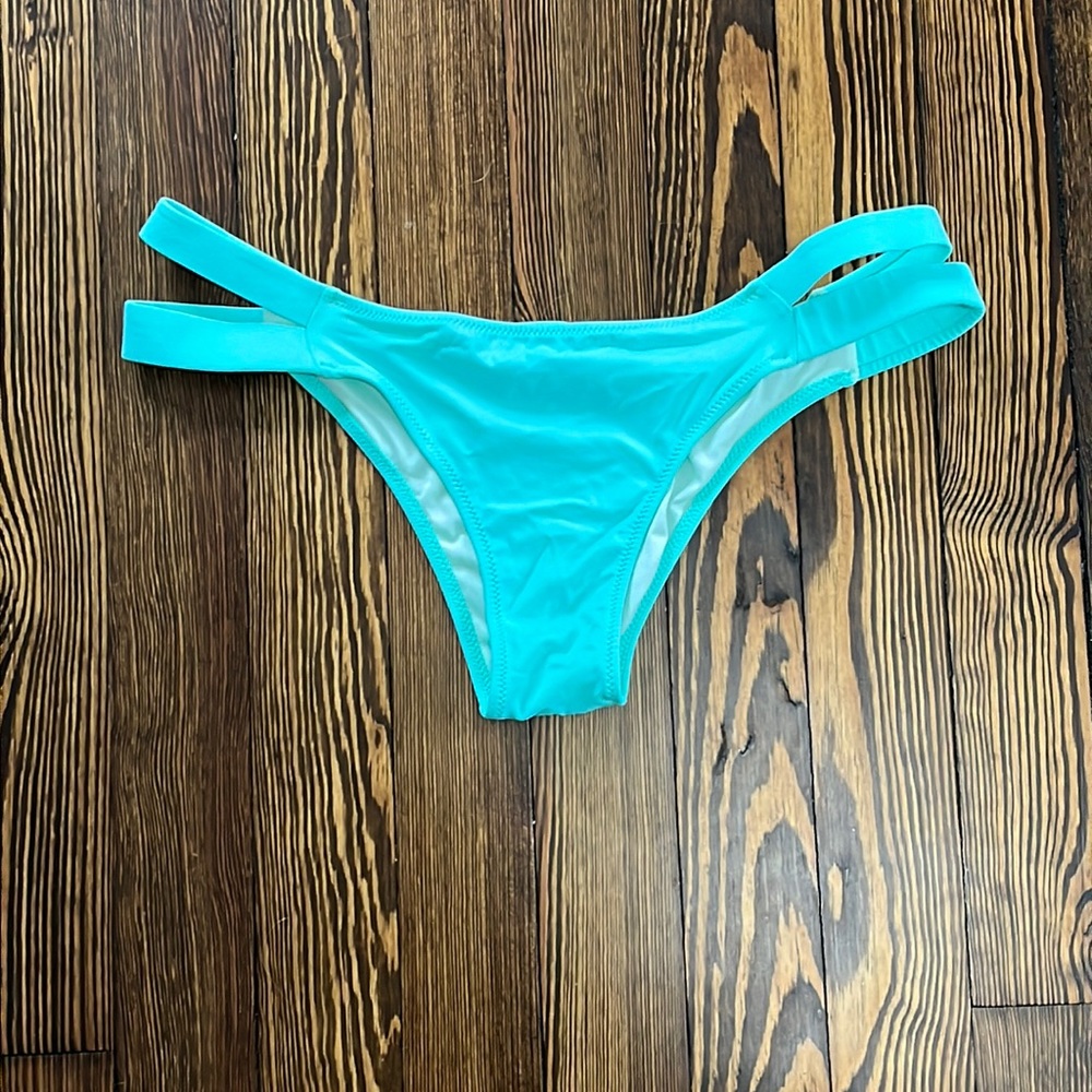 Victoria’s Secret Bikini Bottoms size: medium